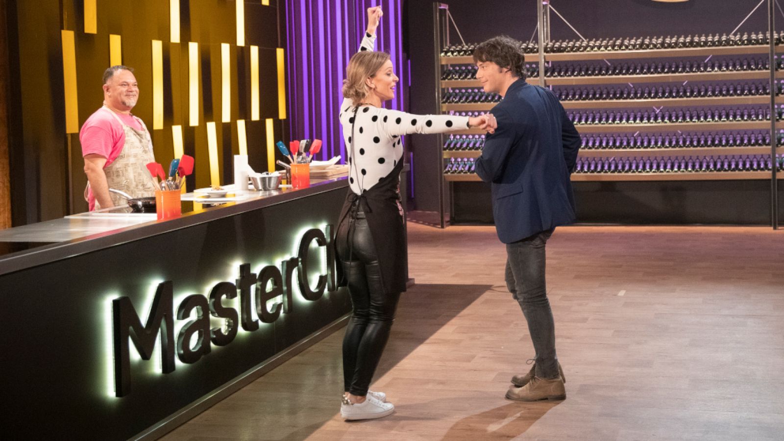MasterChef 8 - Unas sevillanas entre Jordi y Adrienne | Ver