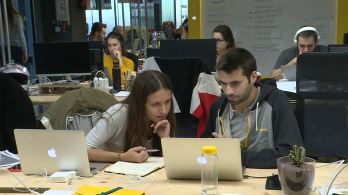 Especiales informativos - El Gobierno aprueba el aplazamiento del pago de impuestos a Pymes y autónomos, al 20 de mayo