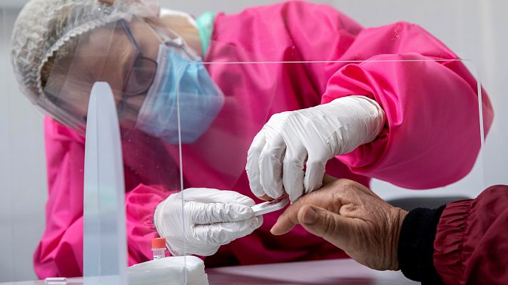 Telediario 1 - Sanidad toma el control de los laboratorios privados