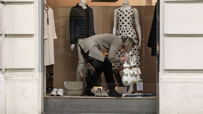 Telediario 1 - Algunos países europeos comienzan a relajar las medidas de confinamiento