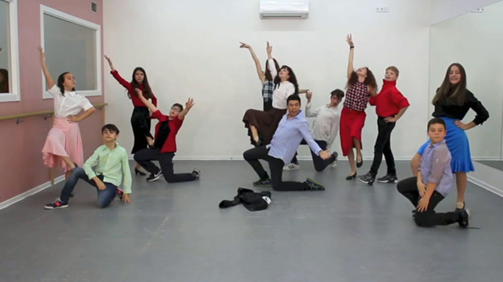 Aprendemos en casa 6 a 8 años - Programa 13 - Ed. Artística y Ed. Física (15/04/20) - RTVE.es - Aprendemos en casa 6 a 8 | Ver