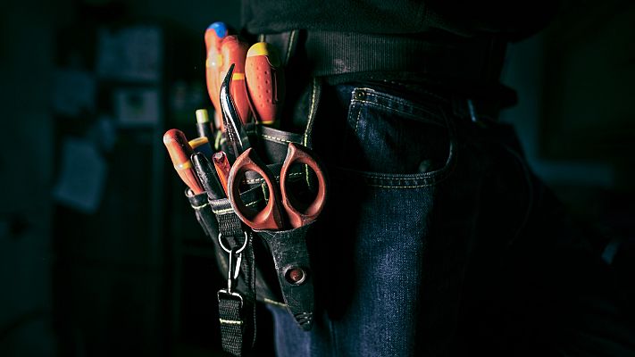 Telediario 1 - Vuelta al trabajo con muchas dificultades por la falta de suministros