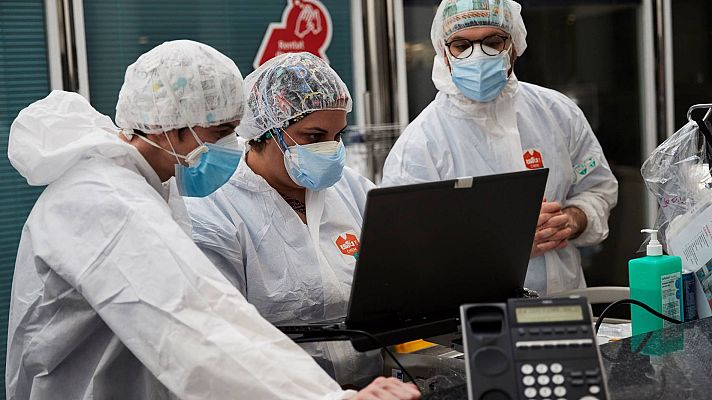 Telediario 1 - 'Acortando la distancia', una iniciativa que une a enfermos de coronavirus con sus familiares