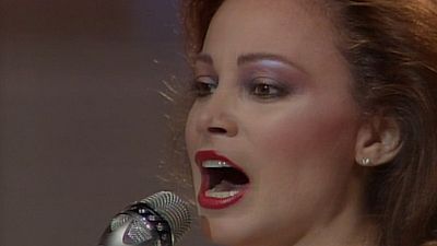 Festival de Eurovisin 1985 - Paloma San Basilio cant "La fiesta termin" - Festivales de Eurovisin en el Archivo de RTVE | Ver