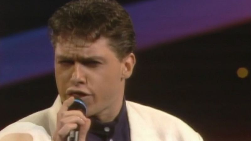 Festival de Eurovisin 1988 - La Dcada Prodigiosa cant "Made in Spain (La chica que yo quiero)" - Festivales de Eurovisin en el Archivo de RTVE | Ver