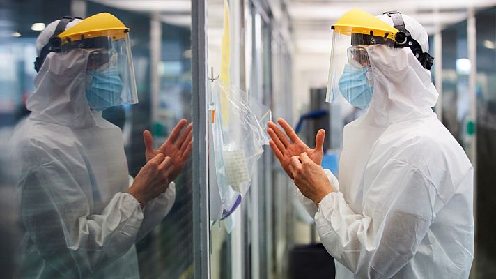 Telediario 1 - El Supremo ordena a Sanidad distribuir "mejor" los medios de protección a los sanitarios