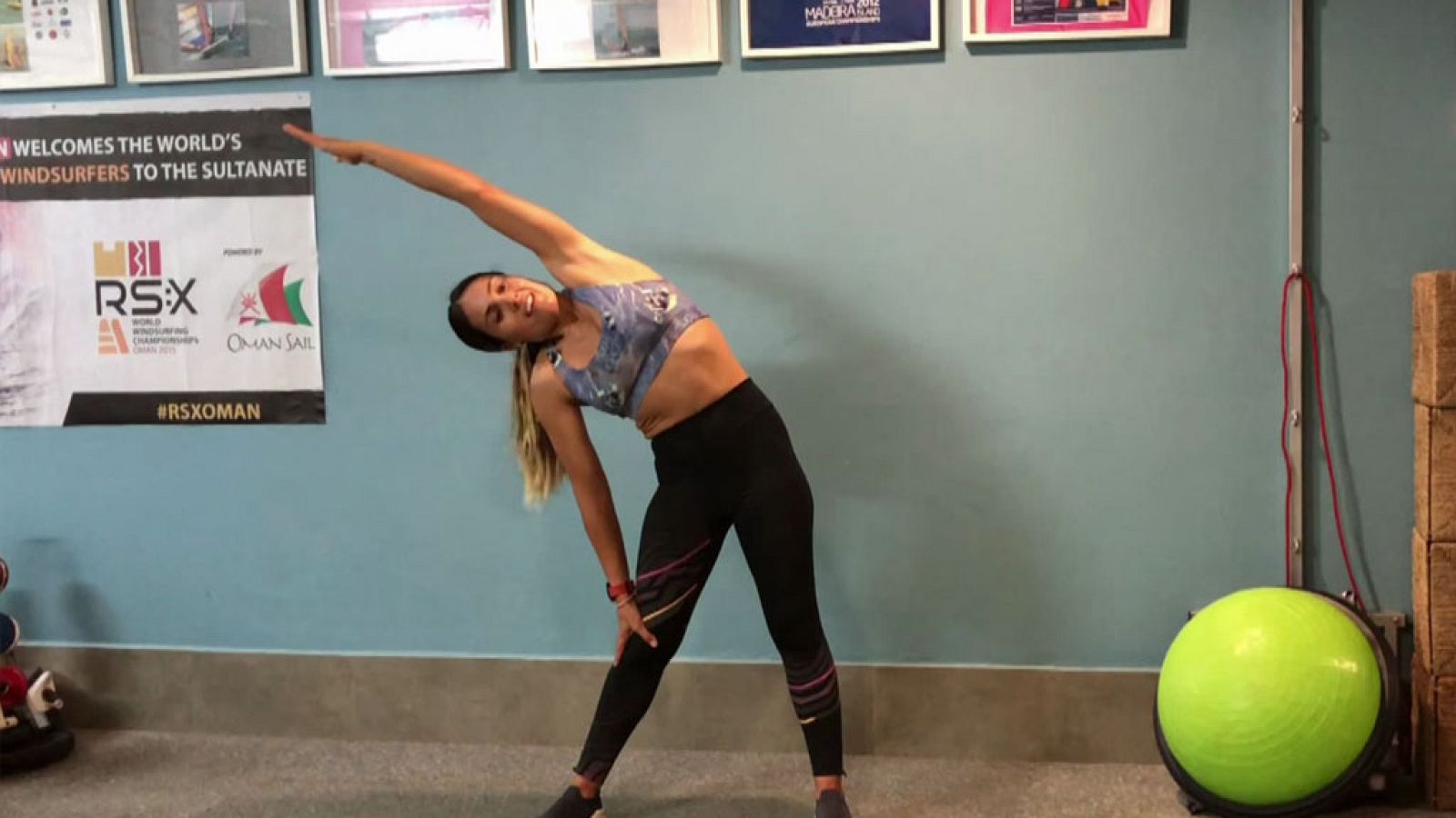 EDUCACIÓN FÍSICA - ¡Nos movemos! con Blanca Manchón, windsurf - EduClan 6 a 8 años | Ver