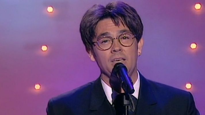 Festivales de Eurovisión en el Archivo de RTVE - Mikel Herzog cantó "¿Qué voy a hacer sin ti?" en 1998