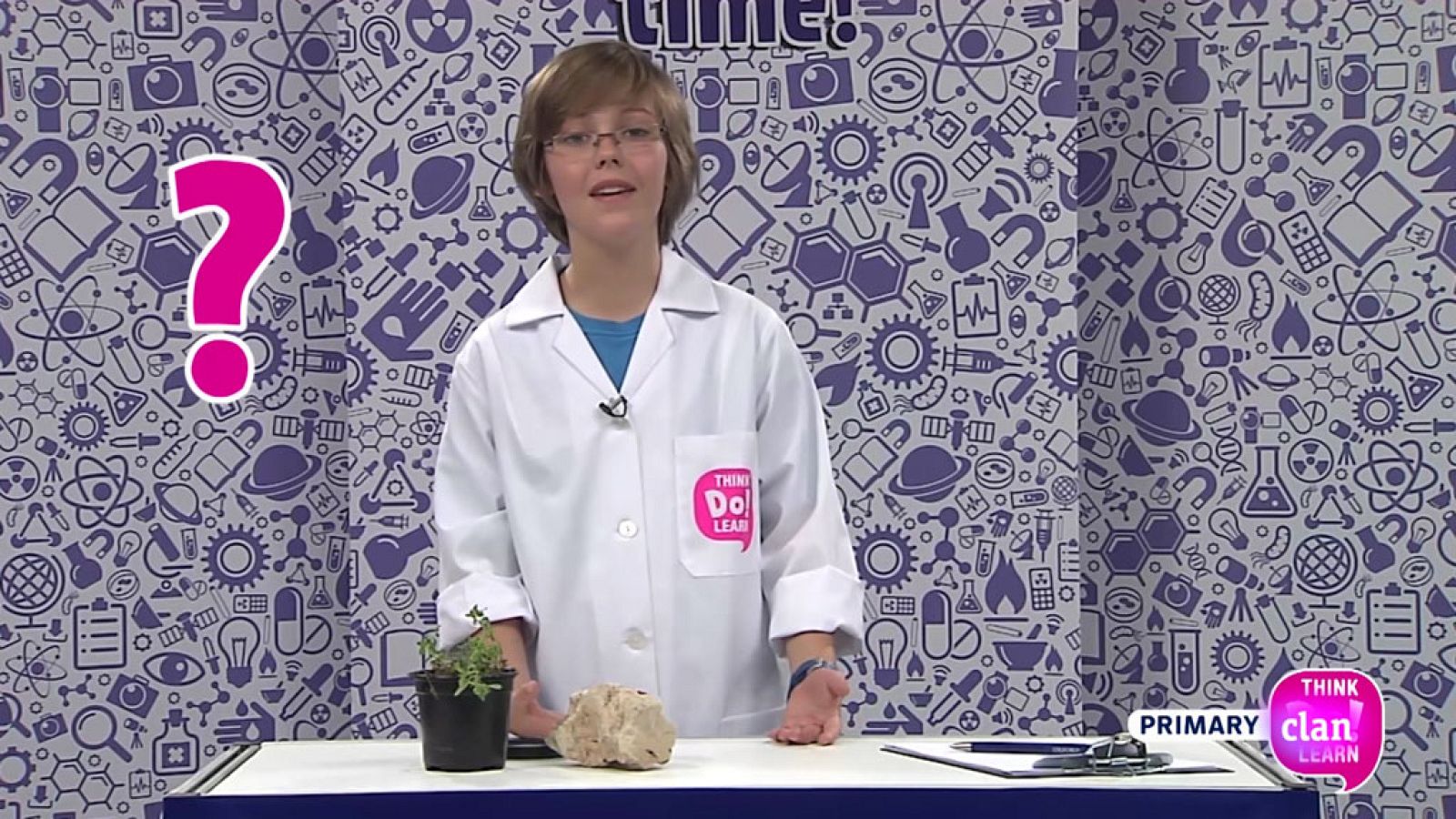 CIENCIAS NATURALES -  Is it alive? - EduClan 6 a 8 años | Ver