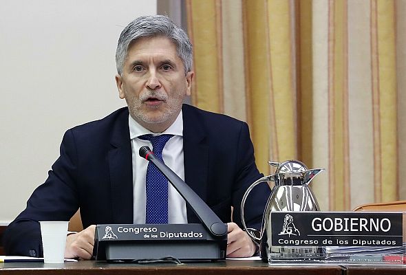 Telediario 1 - Marlaska dice que los bulos "no son libertad de expresión" y la oposición le acusa de censura