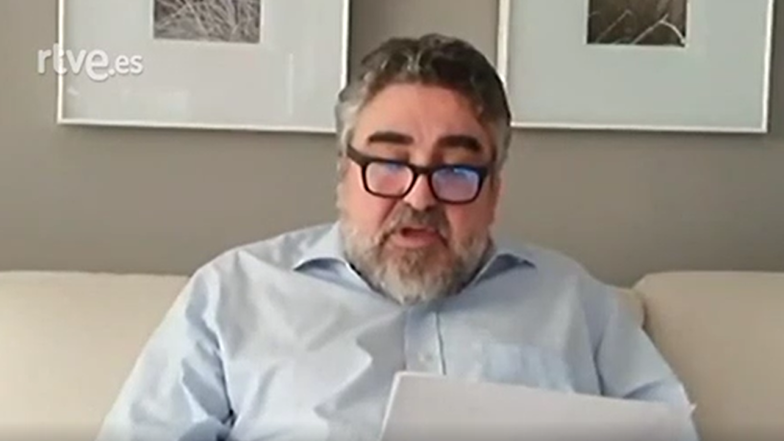 Día del Libro: José Manuel Rodríguez Uribes participa en la lectura virtual de 'El Quijote'  - RTVE.es | Ver