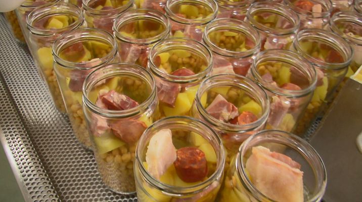 Aquí la Tierra - ¿Cómo se fabrica un cocido a nivel industrial?