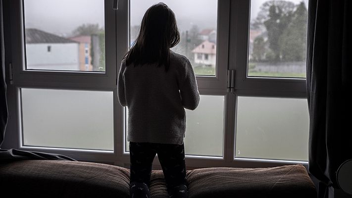 Telediario 1 - ¿Cómo proteger a los niños?