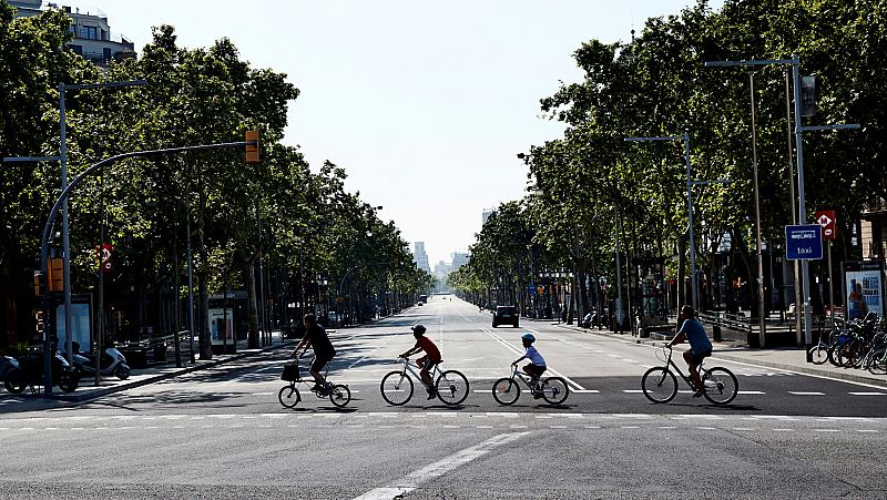 El Gobierno advierte que habrá que "pensar mejor los espacios urbanos y reorganizar los transportes"