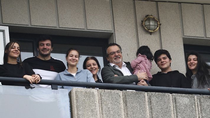 Telediario 1 - Las familias numerosas piden más flexibilidad en la norma para salir a la calle