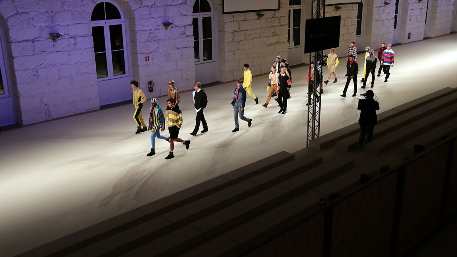 Desfile de David Catalán sin público ni prensa | Ver