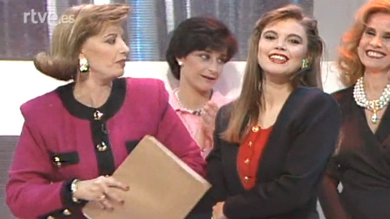 María Teresa Campos presenta a su hija Terelu - Programas y Concursos en el Archivo de RTVE | Ver