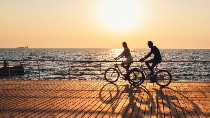 Informativo 24h - Simón: "Hay comunidades con climas más cálidos que han tenido menos transmisión, pero hay otros factores que han podido afectar"