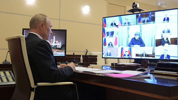 Telediario 1 - Putin anuncia el plan de desescalada a partir del 12 de mayo pese a que Rusia sigue en curva ascendente