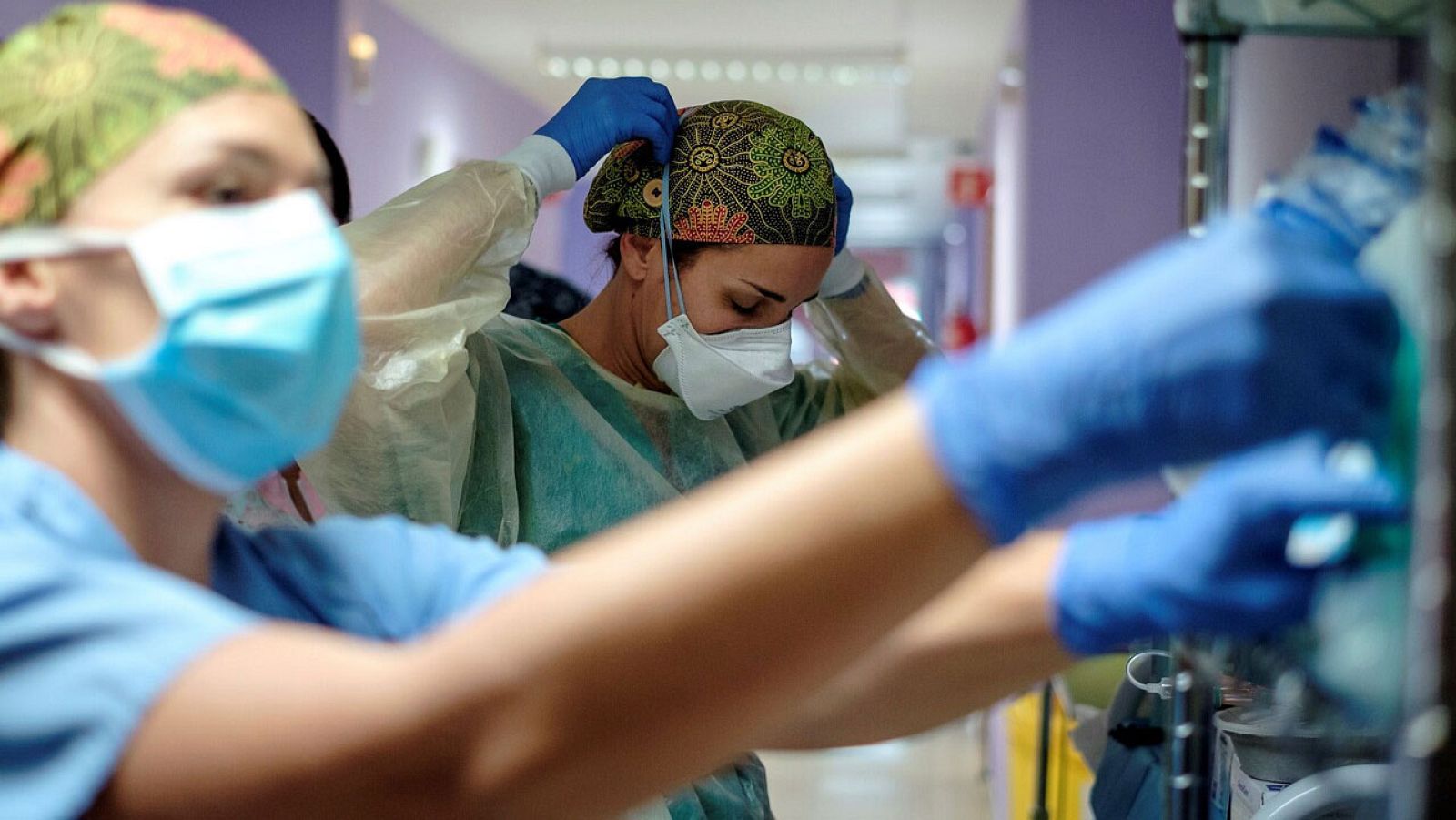 Coronavirus | España registra 325 fallecidos y 6.398 curados en un día - Especiales informativos | Ver