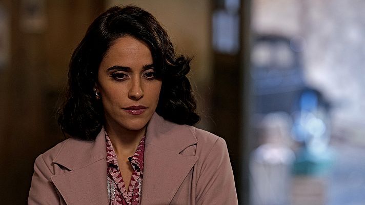 El Ministerio del Tiempo - Macarena García: "Lola tiene un caracter diferente al mio"