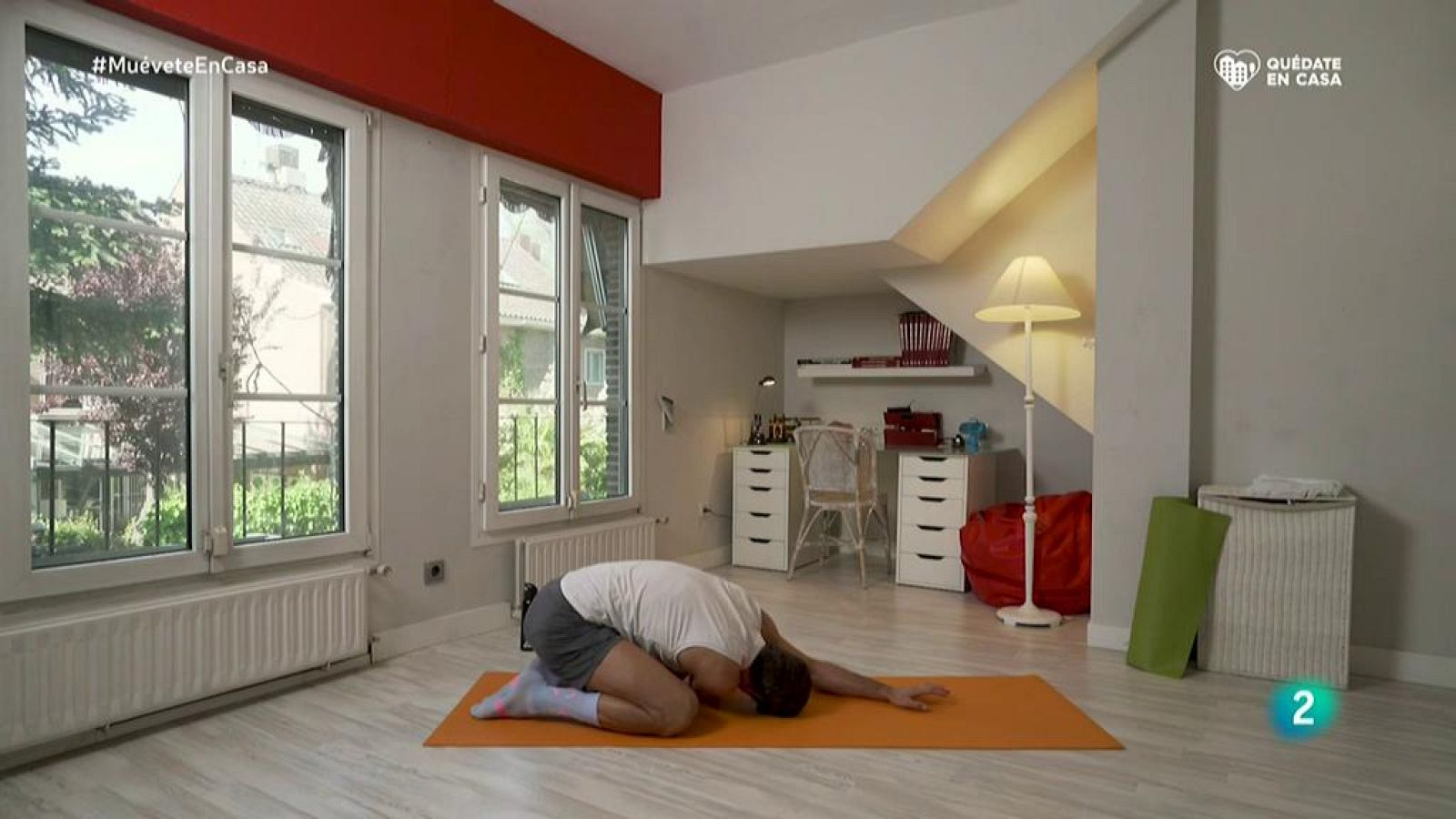 Muévete en casa - ¡Pon en forma la espalda!