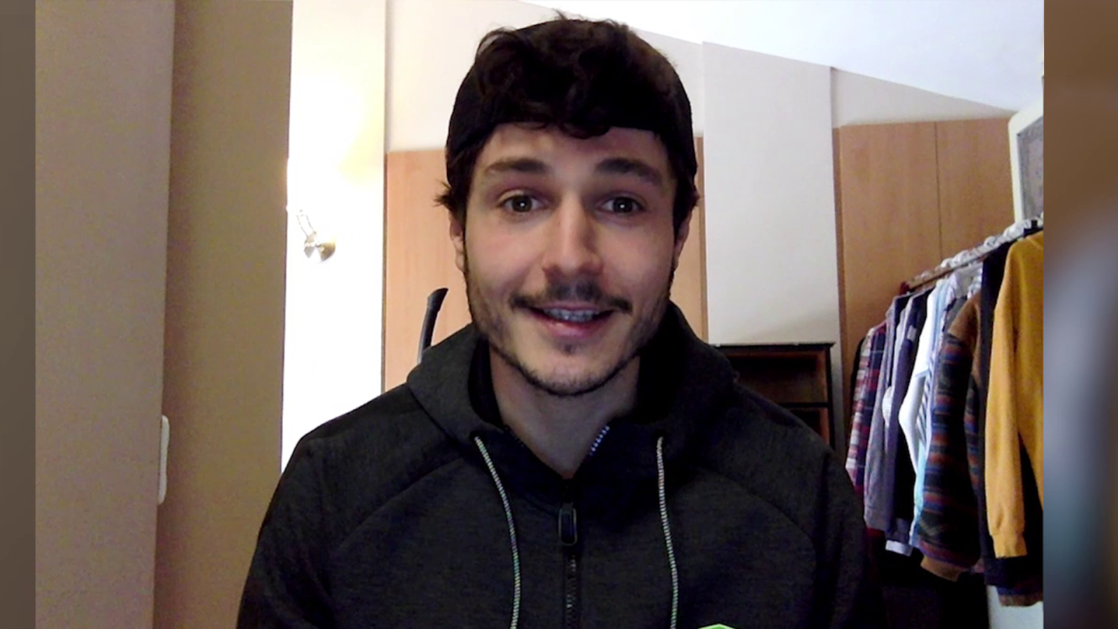 Miki canta "La venda"