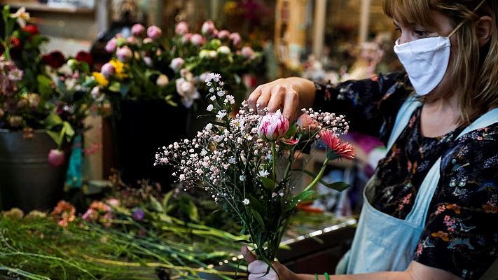 Telediario 1 - El día de la madre, un alivio para las floristerías online