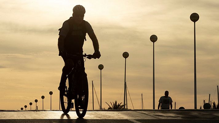Telediario 1 - Los deportistas vuelven a la calle: "Tenía ganas de darme una paliza intensa"