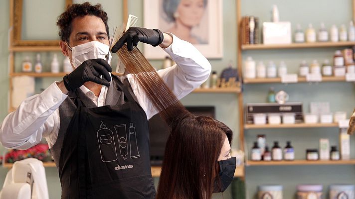 Telediario 1 - ¿Qué establecimientos abren a partir de este lunes?
