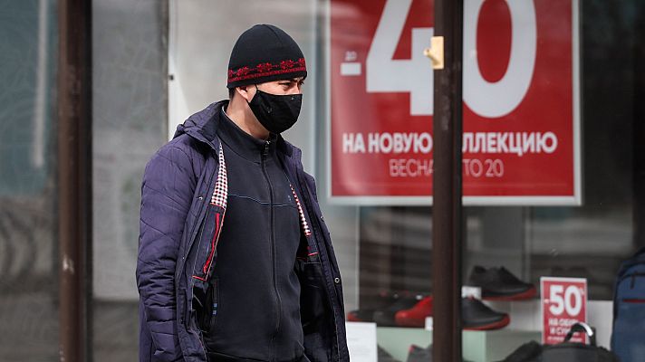 Telediario 1 - Rusia vigila los movimientos de los pacientes de coronavirus