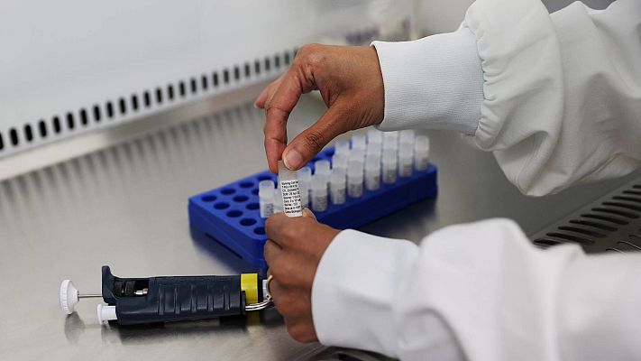 Telediario 1 - Un anticuerpo replicado en el laboratorio para neutralizar al coronavirus