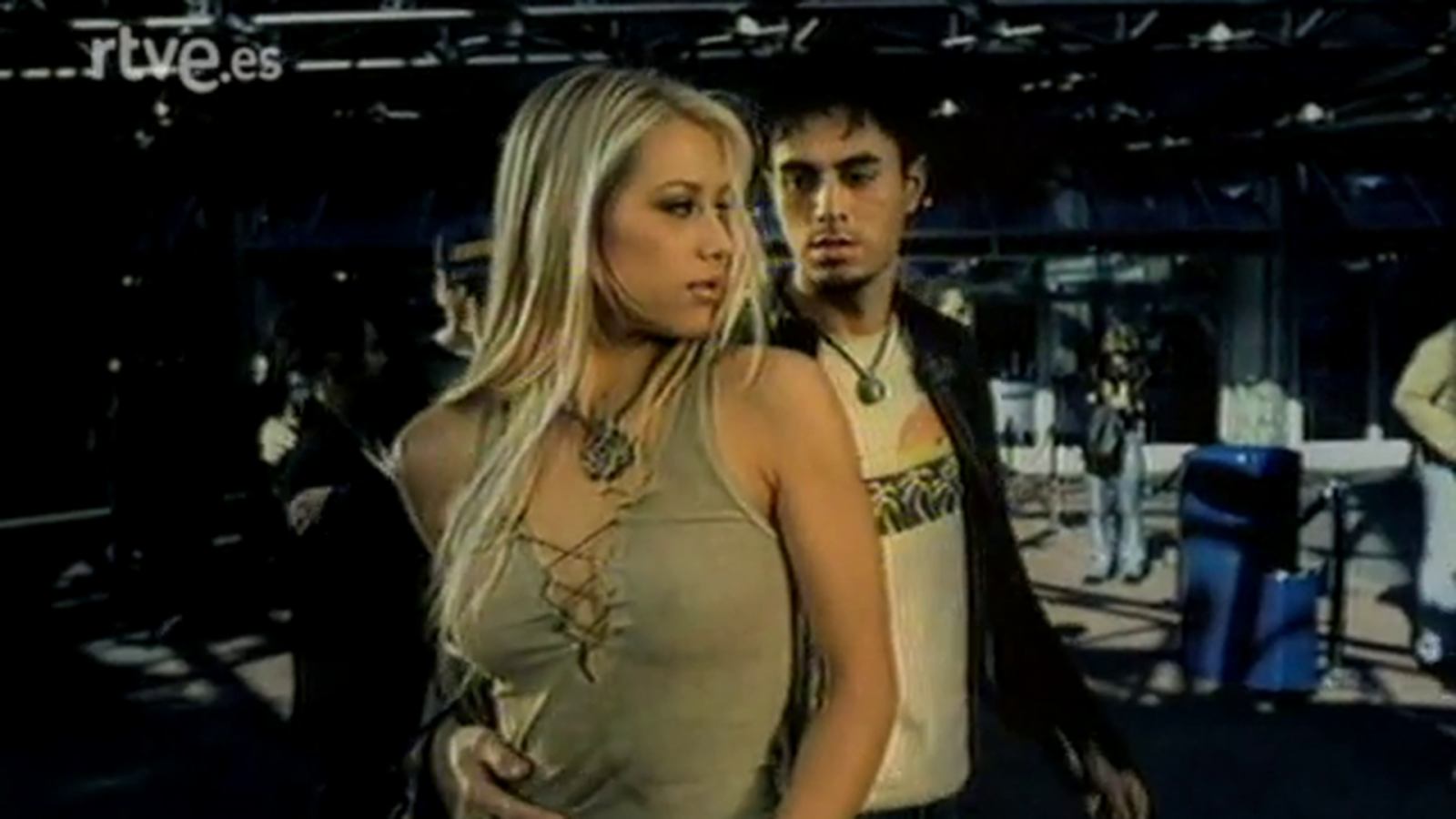 Corazón corazón - Enrique Iglesias y Anna Kournikova - 14/9/2003