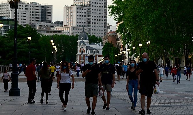 Telediario 1 - Telediario Matinal en 4' - 09/05/20