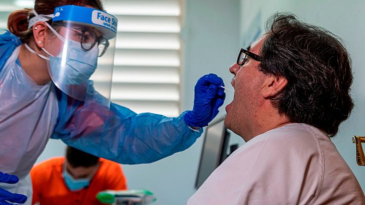 Informativo 24h - Fernando Simón explica las razones por las que Madrid, Comunidad Valenciana y ciertas zonas de Castilla-La Mancha no han pasado a la Fase 1