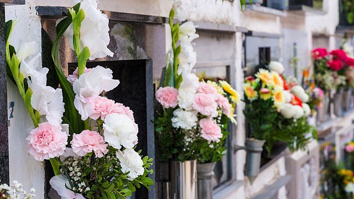Telediario 1 - La Fase 1 permite mayor aforo en velatorios y entierros