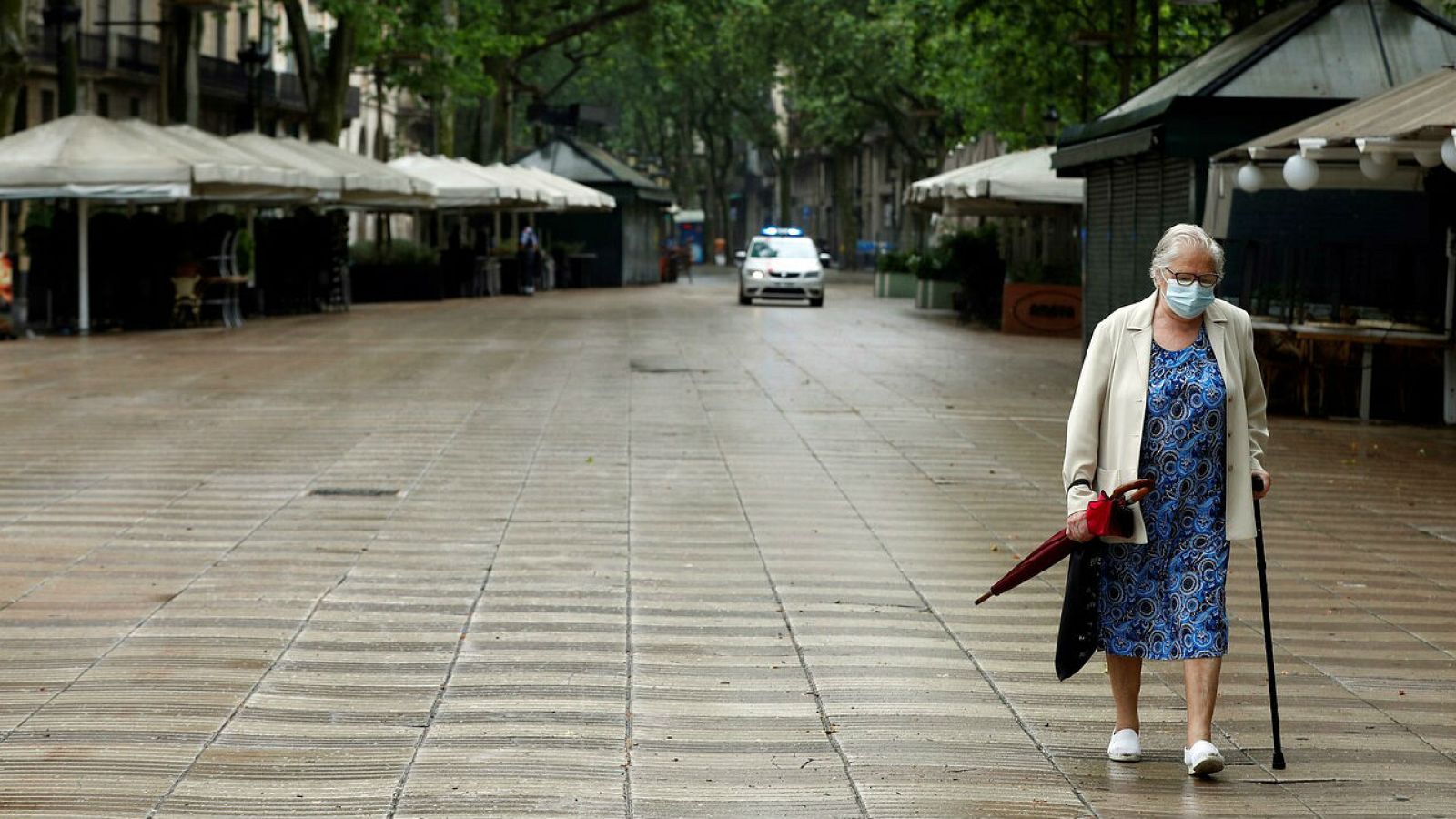Los ancianos de la residencia de Santa Coloma de Gramenet, en Barcelona, resisten al coronavirus - RTVE.es - Telediario 1 | Ver
