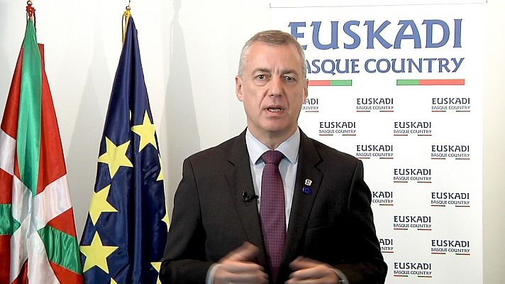 Telediario 1 - Un grupo de sanitarios abuchea a Urkullu en su visita al hospital de Cruces, en Barakaldo