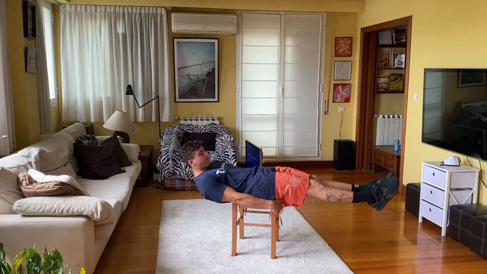 EDUCACIÓN FÍSICA - ¡Nos movemos! con Alexander Anasagasti, crossfit - EduClan 6 a 8 años | Ver