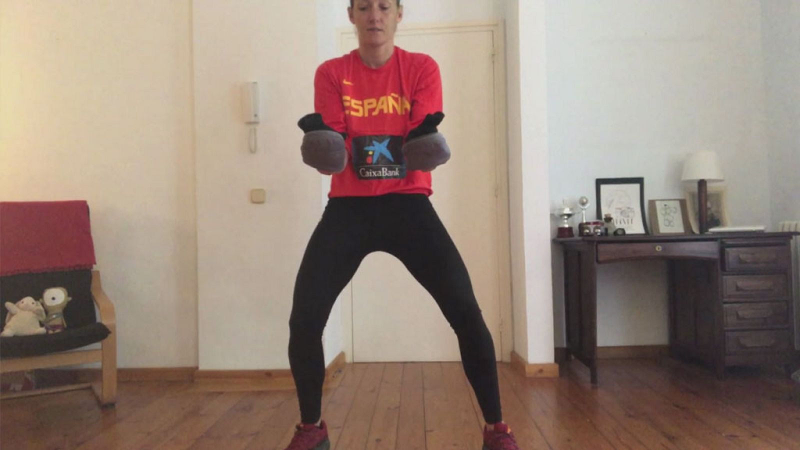 EDUCACIÓN FÍSICA - ¡Nos movemos! con Laia Palau, baloncesto - EduClan 9 a 10 años | Ver