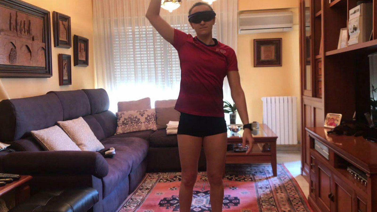 EDUCACIÓN FÍSICA - ¡Nos movemos! con María Delgado, natación paralímpica - EduClan 6 a 8 años | Ver