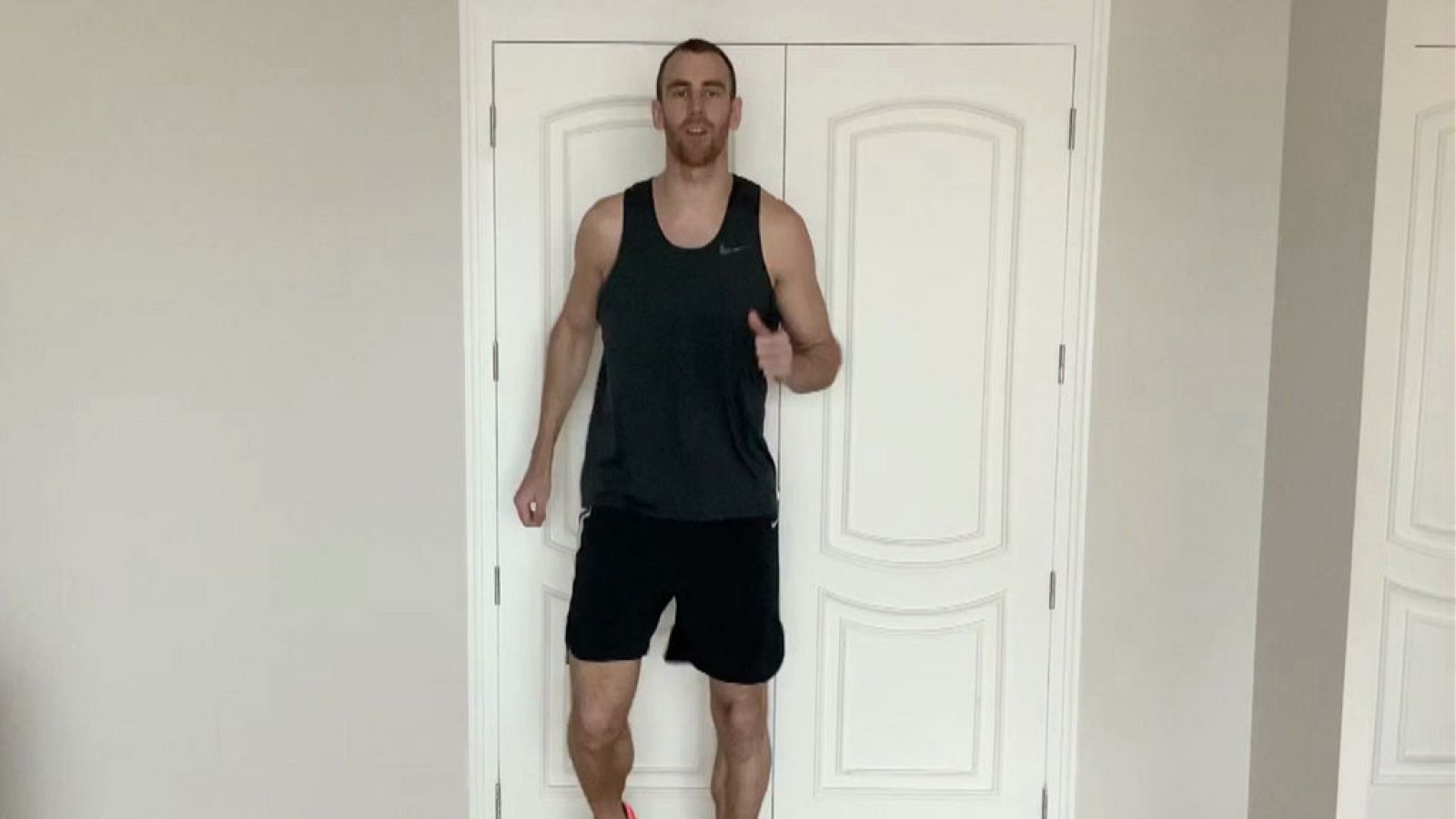 EDUCACIÓN FÍSICA - ¡Nos movemos! con Víctor Claver, baloncesto - EduClan 6 a 8 años | Ver