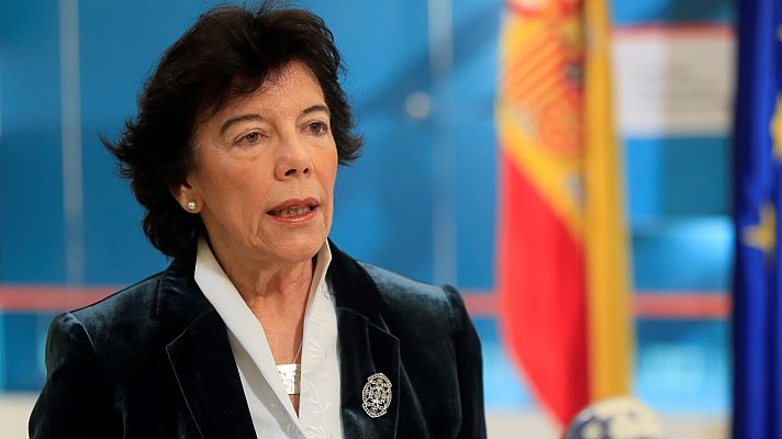 Telediario 1 - Celaá se reúne este jueves con las comunidades para preparar una 'vuelta al cole' con medidas sanitarias