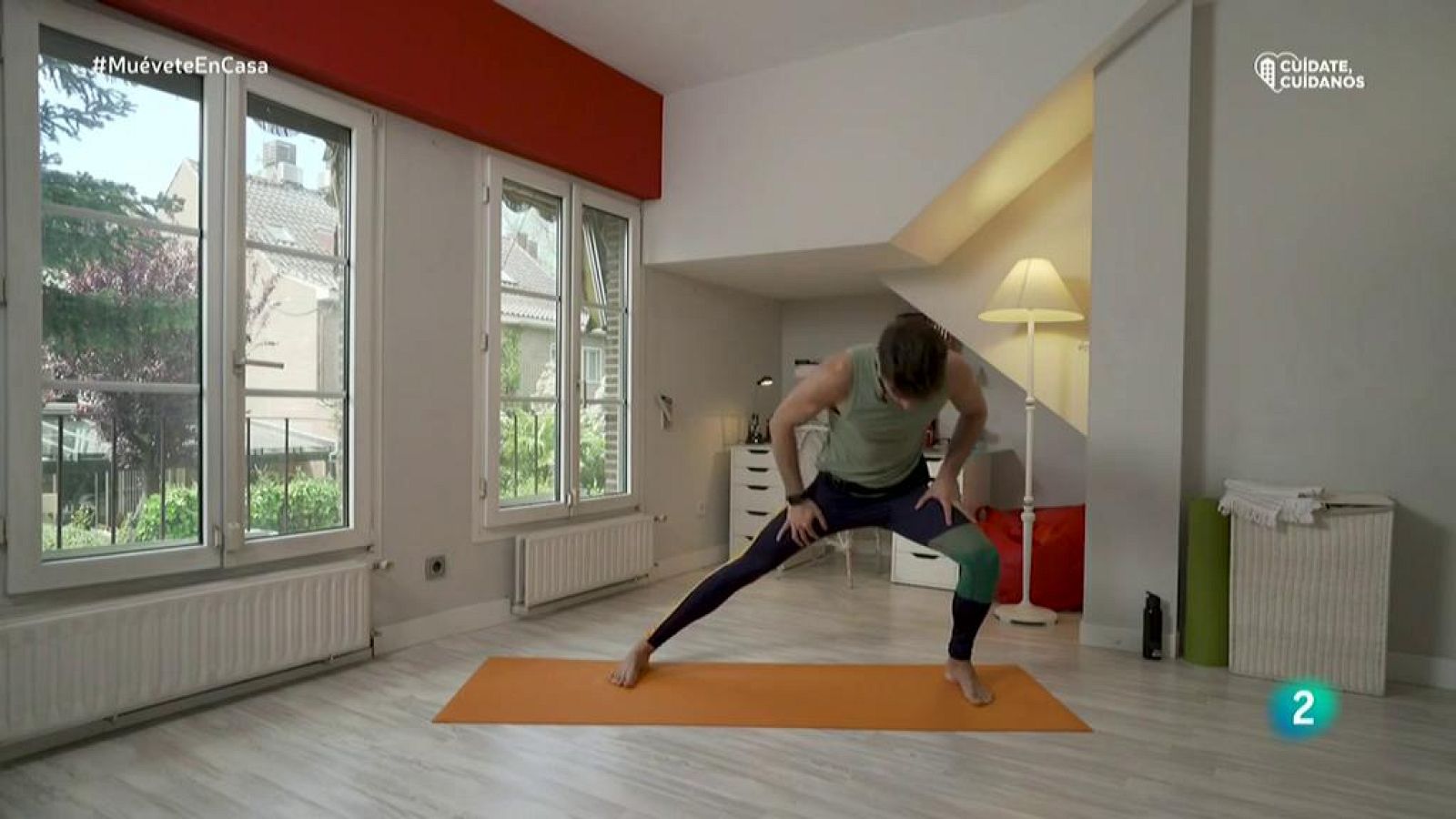 Muévete en casa - ¡Activa todos los grupos musculares!