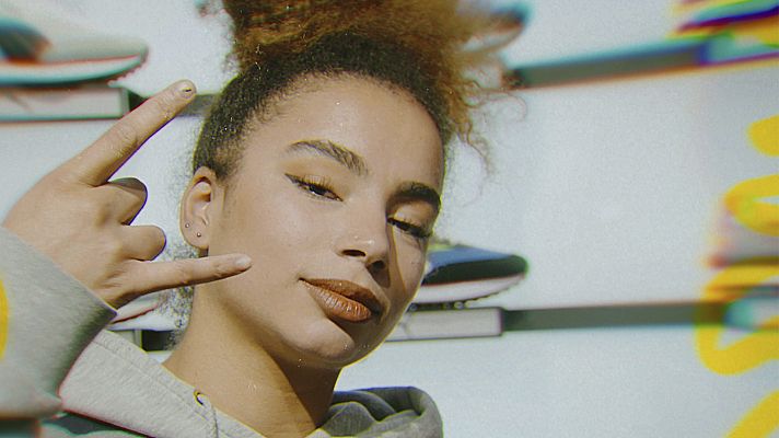Playztrends - Deva: el estilo de una auténtica trap queen