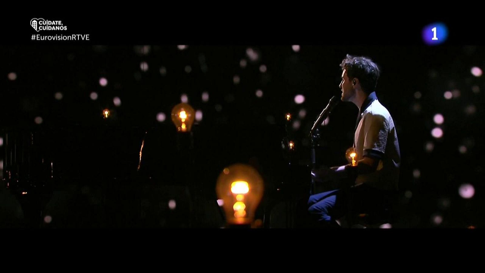 Duncan Laurence canta "Someone Else"