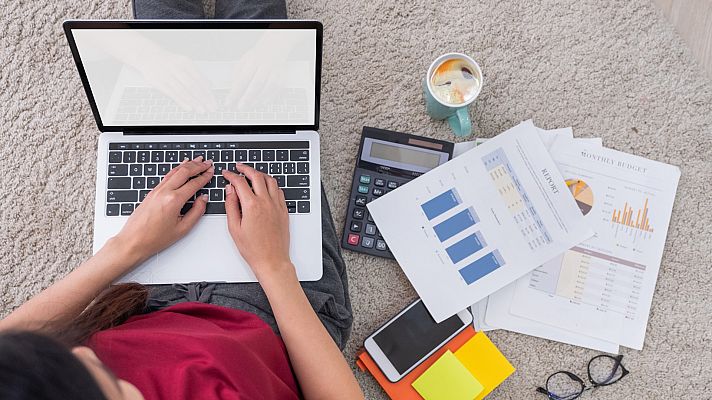 Telediario 1 - Pagar un piso del alquiler al que no puedes ir