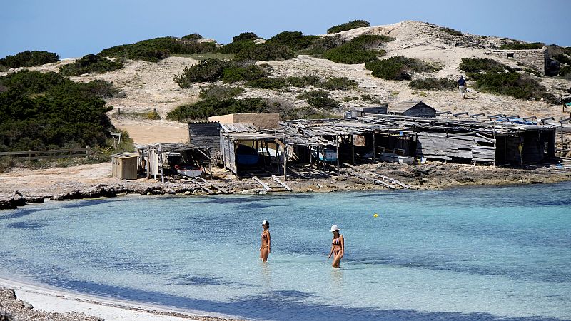 Cuatro islas estrenan la Fase 2 mientras se alivian las medidas de desescalada en el resto de España