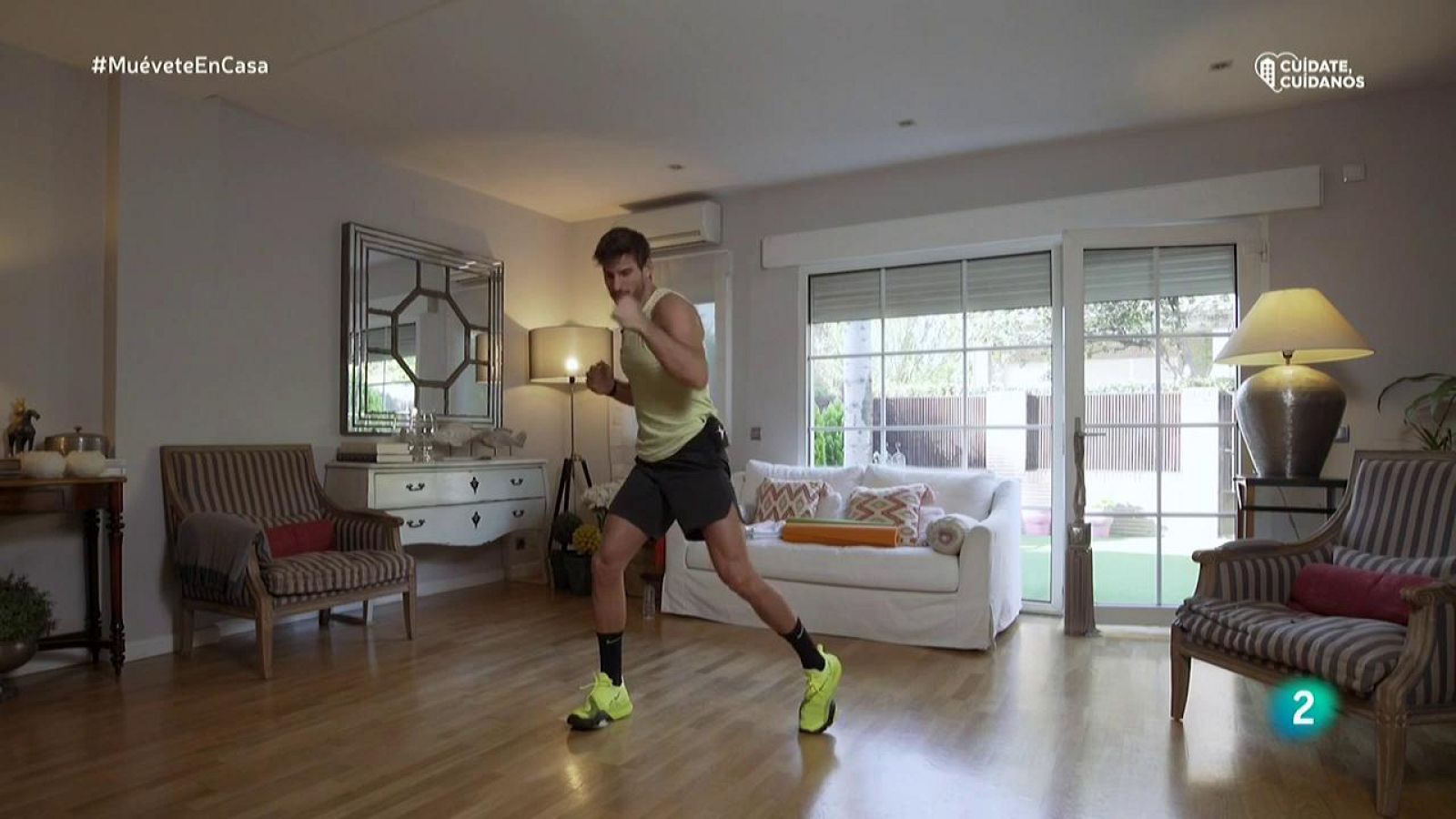 Muévete en casa - ¡Activa todo el cuerpo con unos golpes de boxeo!