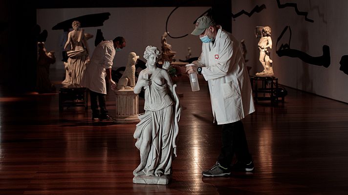 Telediario 1 - Grandes museos de todo el mundo que esperamos pder volver a visitar pronto